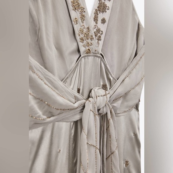 Zara Women’s Satin Dress with Embroidery Limited Edition Size L NWT - Picture 8 of 16